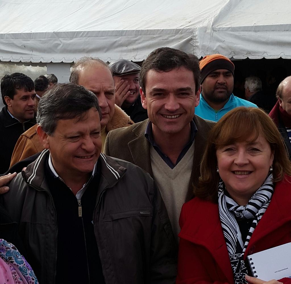 balbuena2015's tweet photo. Hoy Agro Nea Exposición para el Agro. Domingo Peppo http://t.co/4a5elHUEuP