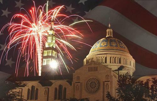 catholicsga's tweet photo. Happy Independence Day from @SGACUA and @CatholicUniv! Retweet to show your CUA &amp; American Pride🇺🇸 #CUA #4thOfJuly http://t.co/pgM1PzVid1