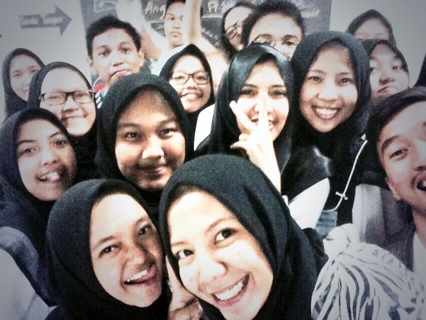 RT <a href="/nindyamird/">NINDYA MIRDA IVAMIA</a>: Ketupat Kurma 2015 <a href="/teater4bks/">Teater Ketupat</a> angkatan 19 dan 20