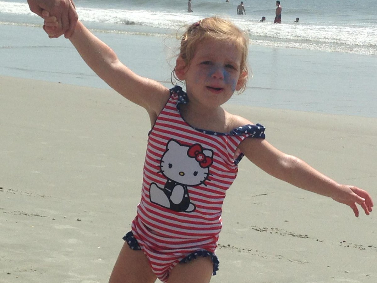 NancyMTownsend's tweet photo. #anotherhappyfourth http://t.co/8M8w21GbAO