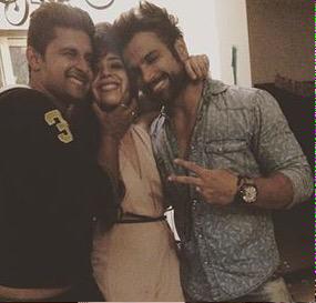 EliaAtta's tweet photo. @_ravidubey & @rithvik_RD at @KarwaSiddhi's B'day bashโค๏ธ๐ #ViVik #Fullpower #Smile #Carzyness Handsome Boyz ๐๐ http://t.co/wKm2D7ntOr