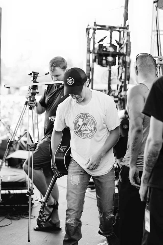 COREYKENT's tweet photo. Oklahoma Bound! See you tonight at Folds of Honor FreedomFest! QuikTrip

Photo : Haley Rynn Ringo http://t.co/zzbRvqJ03p
