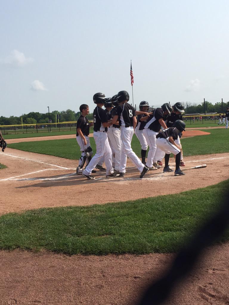 GrandParkSports's tweet photo. A GRAND SLAM!!!!! Just a part of today's #GPaction http://t.co/TdmttbF3Ll