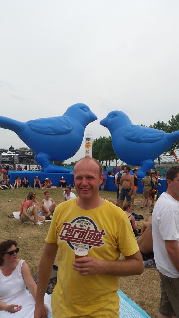 HansCommeene's tweet photo. #havingfunwithbodysolsun @twclassic #omegaaroundtheworld @OmegaPharma_BE http://t.co/dTQ4maUCJC