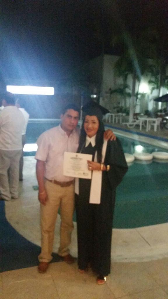 yespa24's tweet photo. Este triunfo se lo dedico a Dios ante todo..a mi esposo..madre e hijos que me apoyaron en cada momento..los amo mucho http://t.co/WIEt9Eyp73