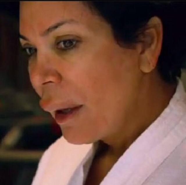 kdunnz23's tweet photo. Tucker or Kris Jenner? http://t.co/kU9TN0BsXo