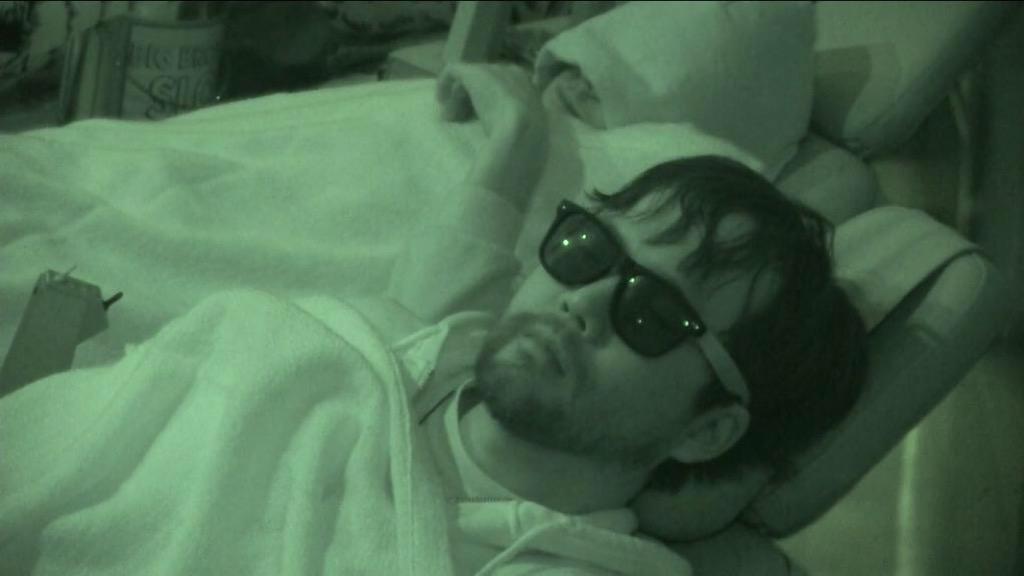 BB17_James's tweet photo. When your so swag you sleep with sun glasses on #bb17 http://t.co/akt35FOm7Q