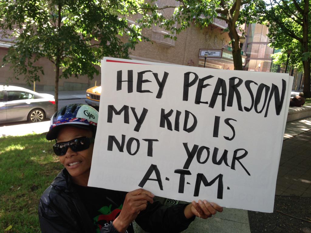 WaBATs_'s tweet photo. #MovementMoment as @OregonBATs join WA BATs in #Tested2Death protesting @PearsonNorthAm & @pearson #NEARA15 http://t.co/nnIpkO5mud