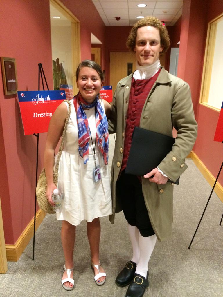 USNatArchives's tweet photo. RT @rebeccabbrenner: #ColonialSelfie @USNatArchives @archivesfdn http://t.co/rogKCEHRU3