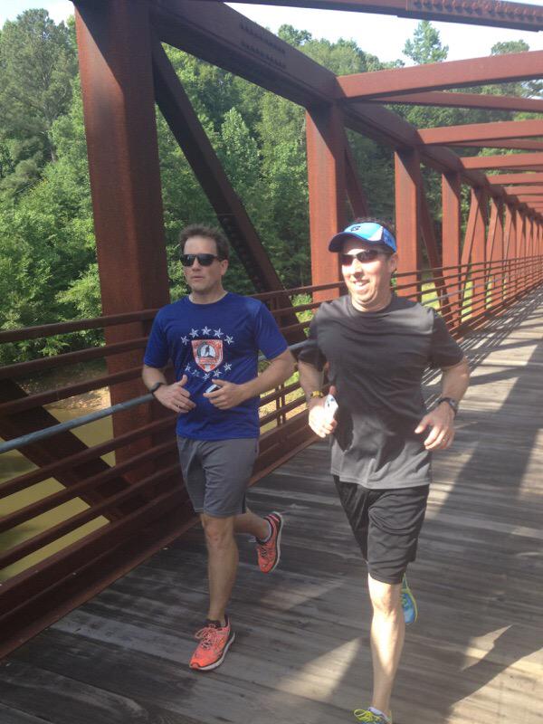 AnjWiley's tweet photo. RT @chasingoprah: Great run finish photos for @FastPassDad @JohnwHuisman @RiverRunClub #sunflowerrun #July4th http://t.co/xWjUfoe8O1