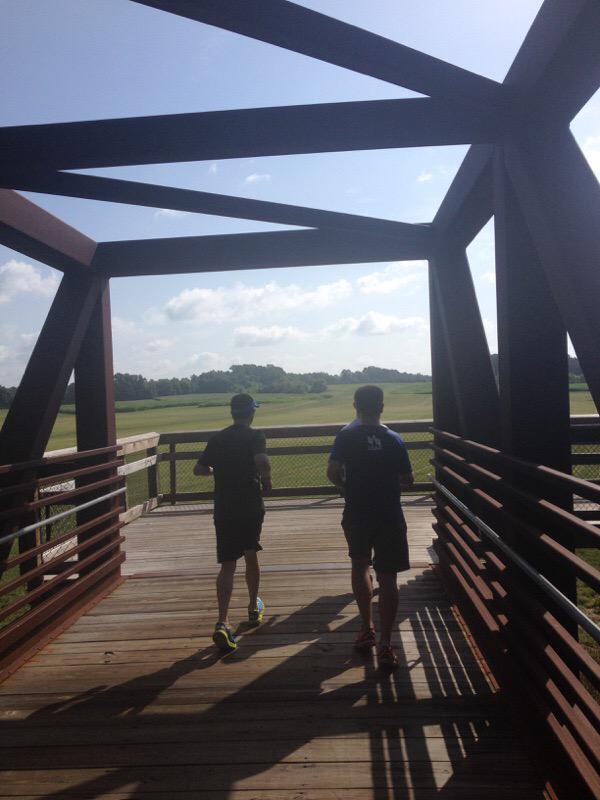 AnjWiley's tweet photo. RT @chasingoprah: Great run finish photos for @FastPassDad @JohnwHuisman @RiverRunClub #sunflowerrun #July4th http://t.co/xWjUfoe8O1