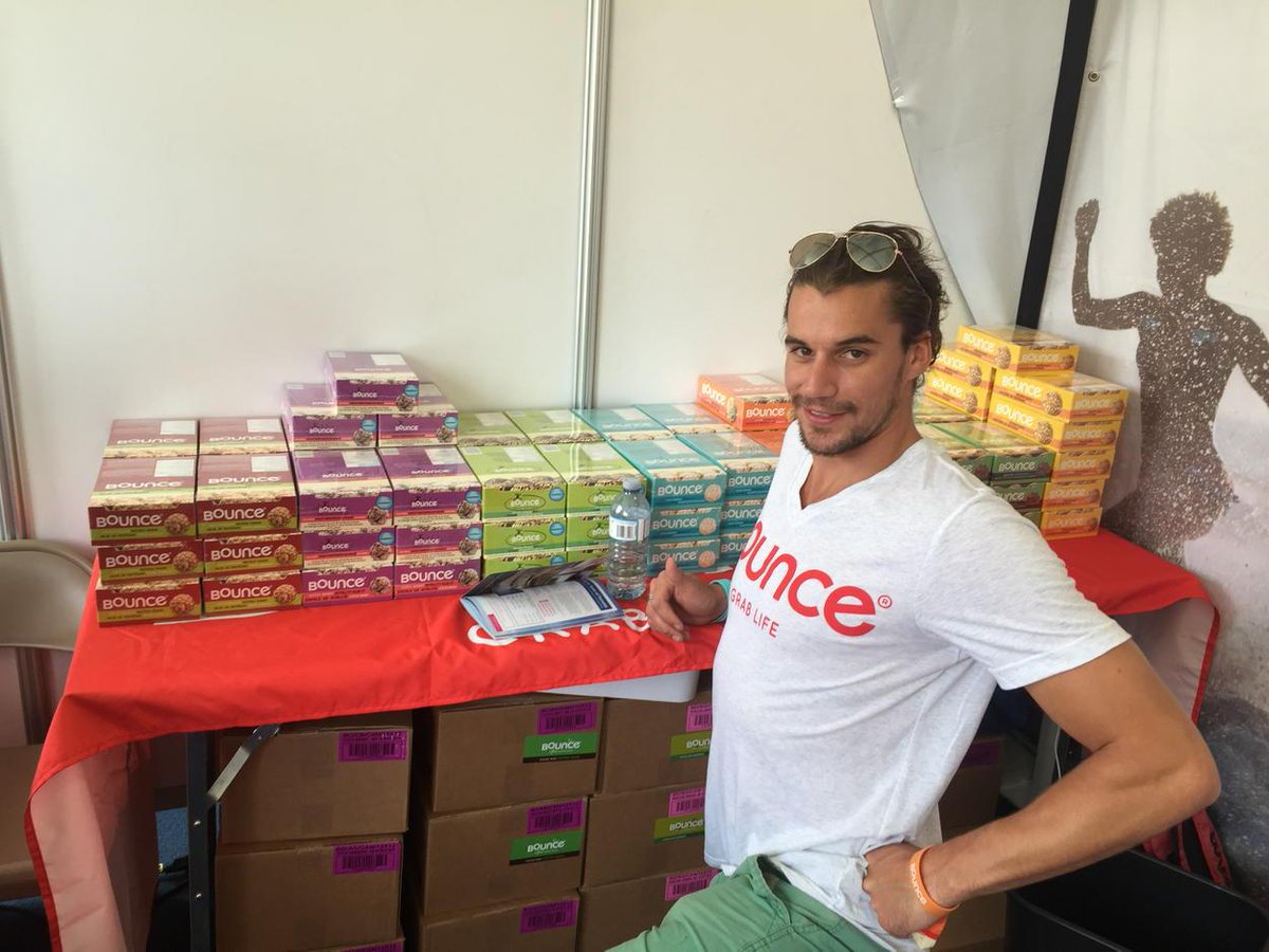briansweigman's tweet photo. #tasteoftoronto @amexcanada - having a blast! :) http://t.co/c7fMYEIl3K