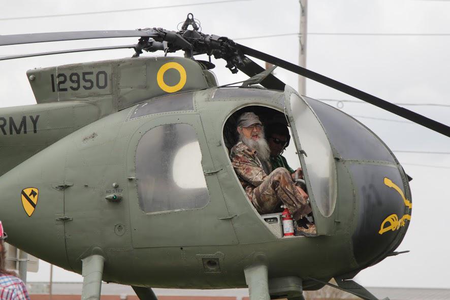 DuckDynastyAE's tweet photo. RT to show your love for this patriot! #DuckDynasty http://t.co/o80Ym1S2D8