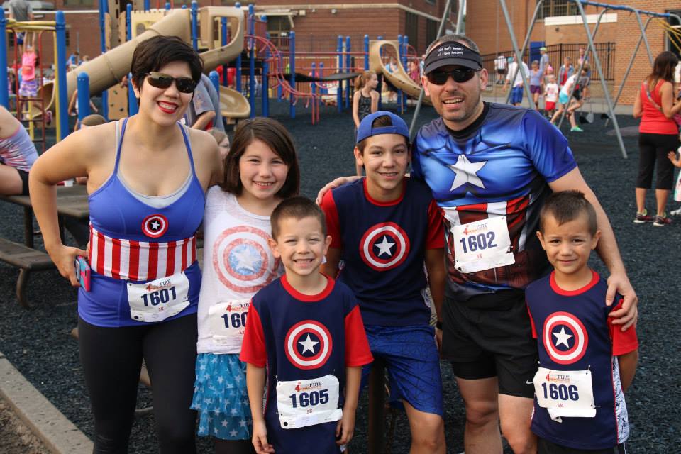 EXCFirecracker's tweet photo. Loved seeing all of the #4thofJuly spirit at #EXCFirecracker today! Photos: http://t.co/2ukUJv49Xw πΊπΈπΊπΈπΊπΈ http://t.co/VCdvo3fIEJ