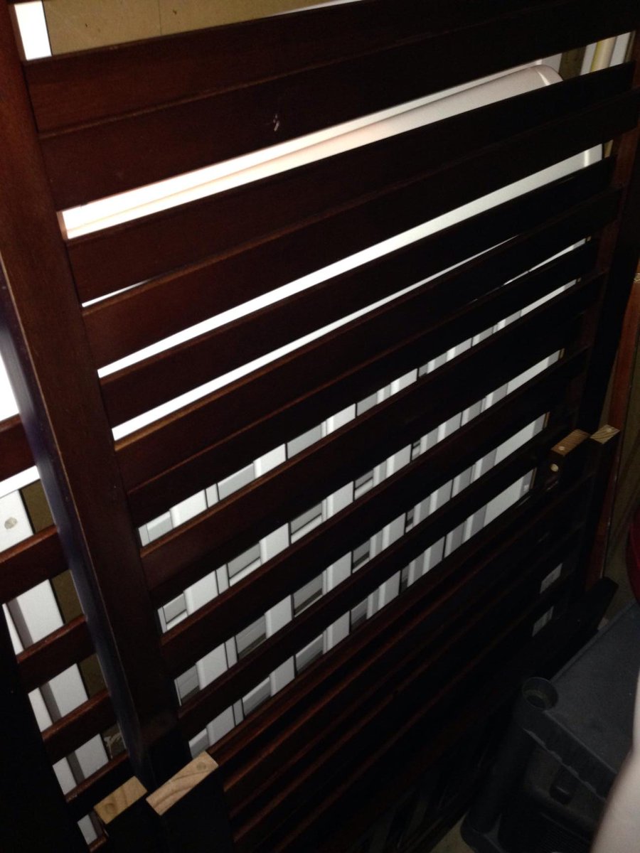 powerdave's tweet image. I am selling &quot;Crib Set&quot; on #wallapop p.wallapop.com/i/27672613?_pi…