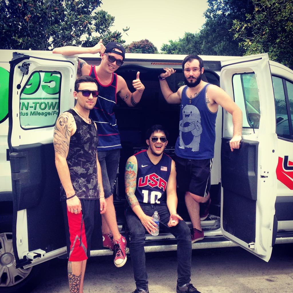FMTM_Band's tweet photo. Thanks for the love vero!!!! #verobeach #band #metal http://t.co/XB0GoAfut9