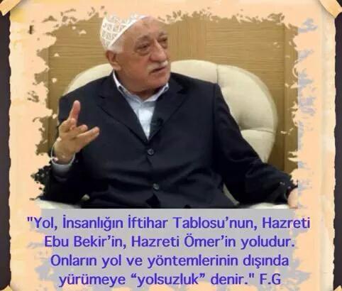 besincihuzme's tweet photo. #Hocaefendi canli yayına çikiyor
 Hocamiz bizim hayatimizda, gönlümde zaten hep canlı
Allah basimizdan eksik etmesin http://t.co/keJwaKFMDa