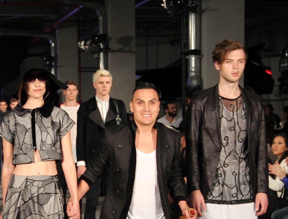 jercygm's tweet photo. Fashipn show BMW - Lima http://t.co/IKmF9zfgtg