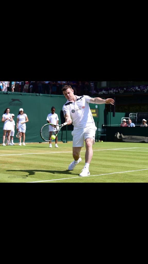 BrianODriscoll's tweet image. I won't give up the day job but pretty happy getting to play with the winners of HSBC Road to @Wimbledon 2015