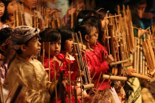 Saung Angklung Udjo Bandung - AnekaNews.top