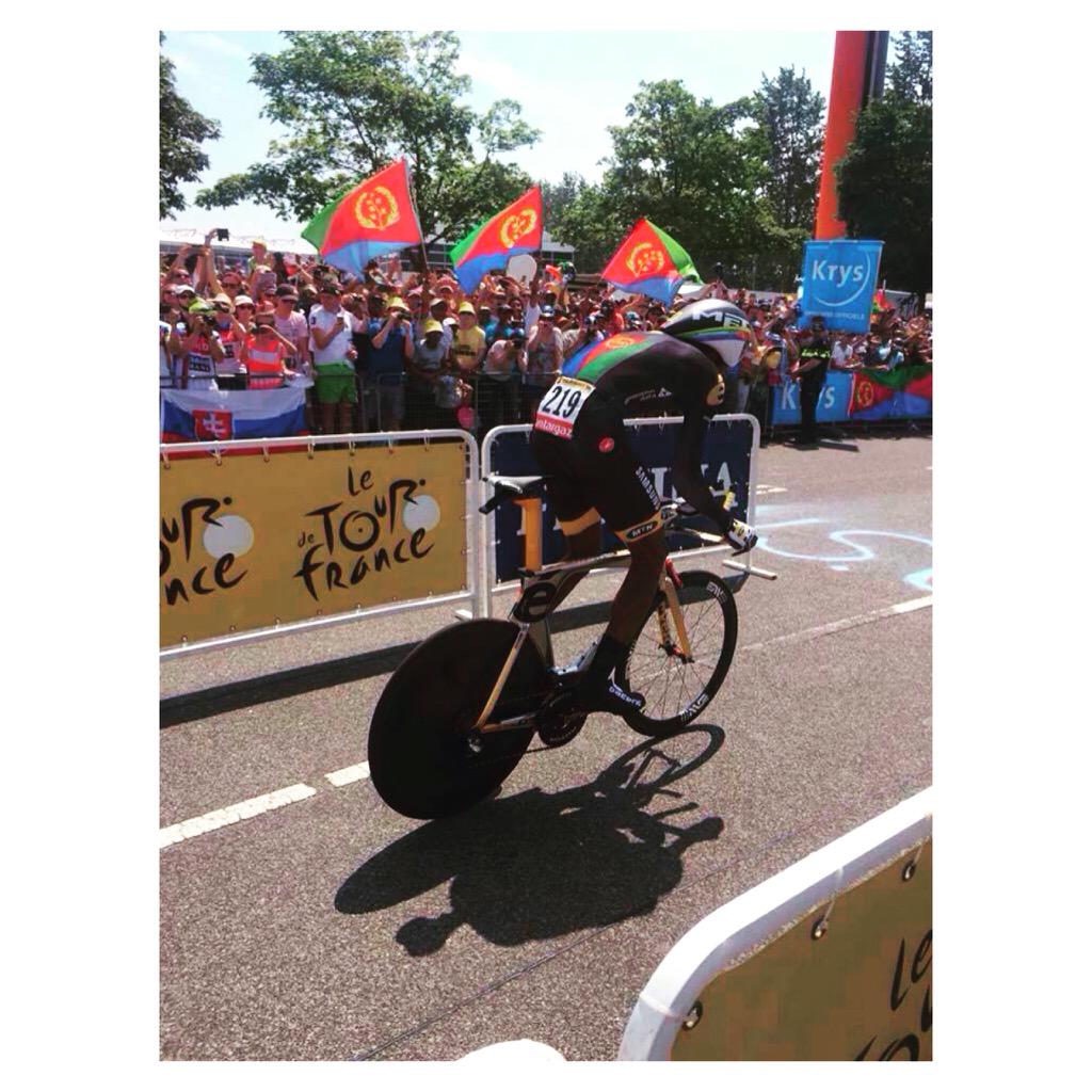 naomi_abebe's tweet photo. Words can't even describe how proud i am!!!!! #eritrea #EriSpootLight @erispotlight #sport #tourdefrance #TDF2015 http://t.co/LjCqzsJVy0