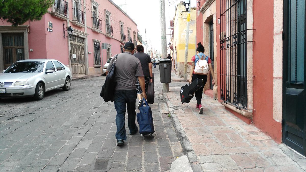 Directitos al soundcheck. #LosCast #Saltillo #Monterrey #Querétaro #DF