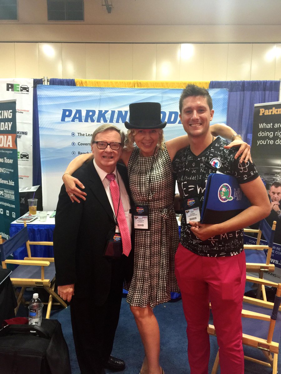 parkingtoday's tweet photo. at our we #lovepeople #ParkingToday booth at the #IPIConf in Vegas with @jvhpt @parking_net & @AstridAmbroziak BDay http://t.co/ShXKUIeUHu
