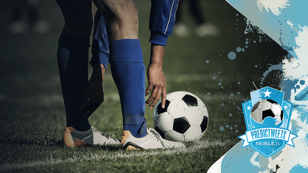 NoblexAr's tweet photo. ¡Tiro libre para #ARG! RT si despejan o FAV si es gol #Chile2015 #PredicTweets #ARGxCHI #VamosVamosArgentina http://t.co/YVS0pfDHLb