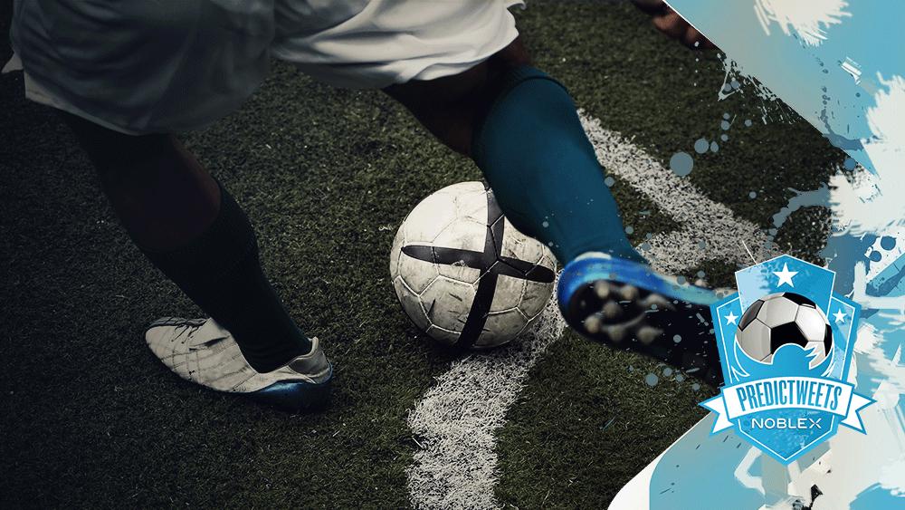 NoblexAr's tweet photo. Corner para #ARG y se están acomodando. RT si lo despejan, FAV si es gol #PredicTweets #ARGxCHI #VamosVamosArgentina http://t.co/otUzuNFTyI