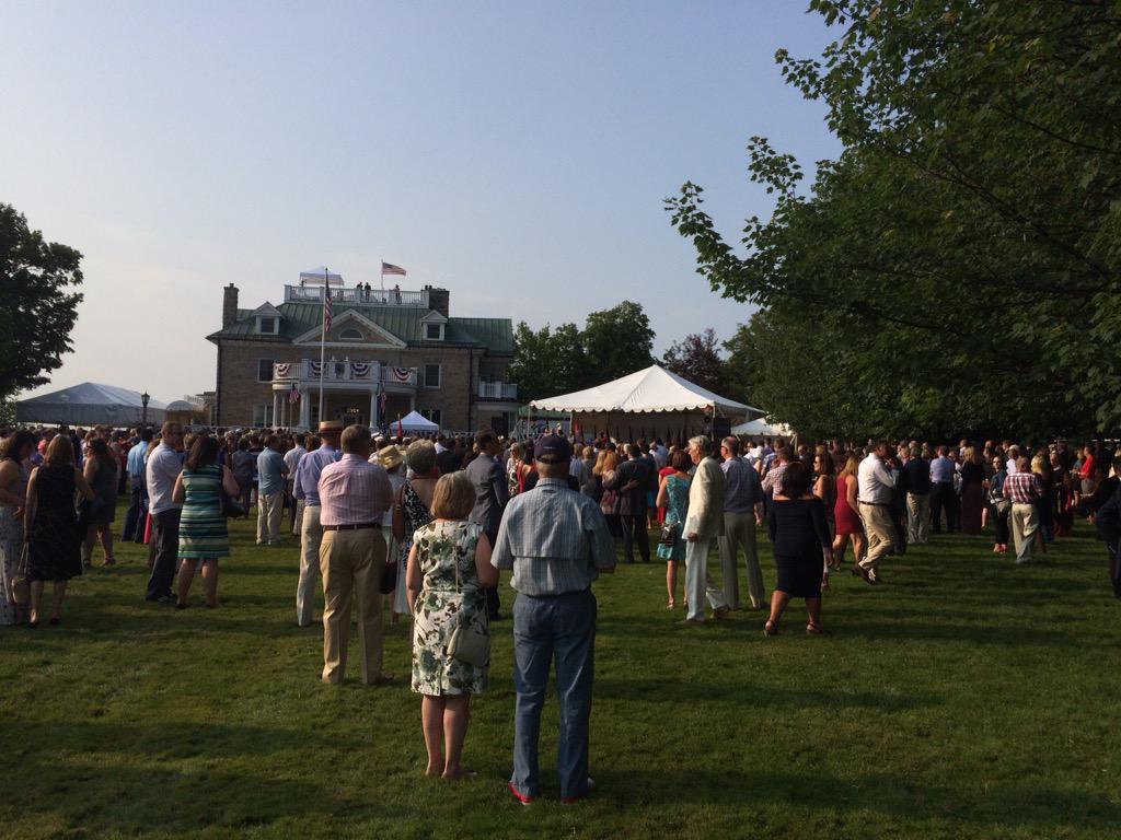 VoicePC's tweet image. At the Fourth of July Party at the United States Embassy in Ottawa. 

Happy Independence Day!