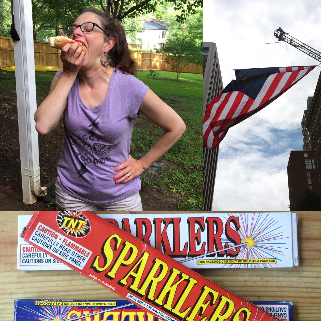 janasack's tweet photo. I celebrate America with family, friends and @retrobrand. Happy #July4th! #retrobrands @Propellergirl http://t.co/Sr9e5cZGxP