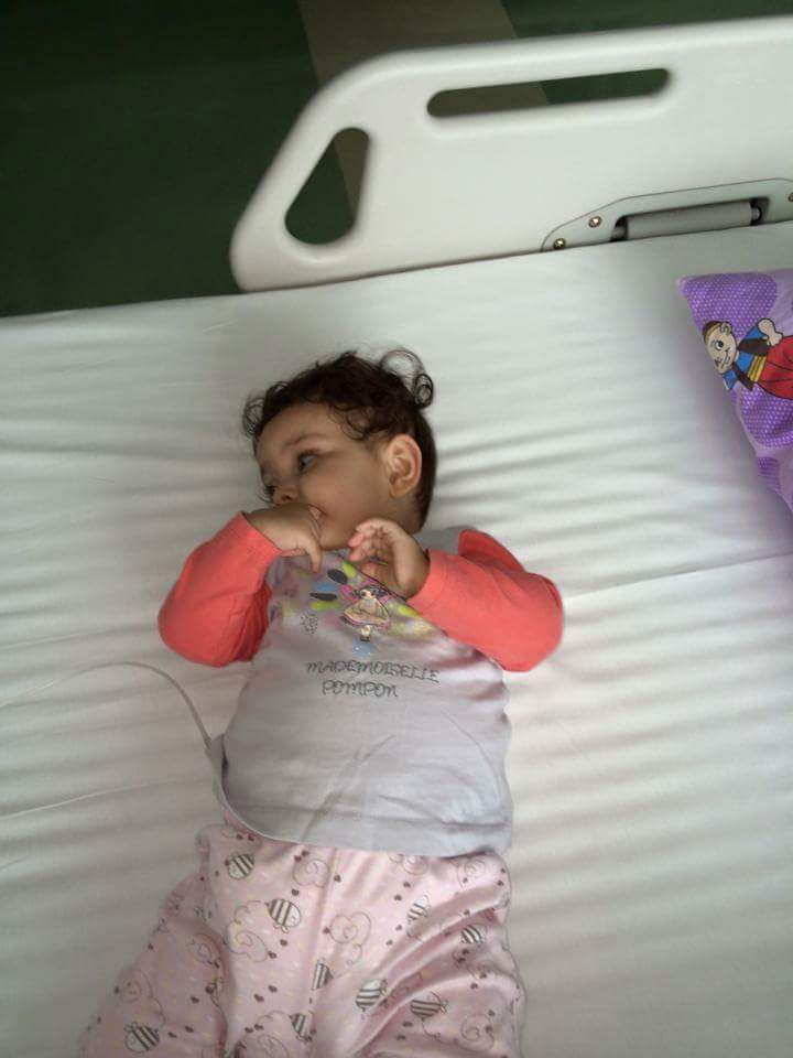 Omuitirafediyor's tweet photo. #azrabebekicinumutoluyoruz
HLH hastasi Azra bebek icin belki de uygun nakil sende... http://t.co/7ZVW27rnDg
