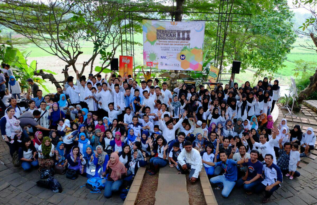 NACCommunity's tweet photo. Alhamdulillah.. Berburu Berkah Ramadhan III bersama @dd_dikDOANK di @kandankjurank, 4 Juli 2015 berjalan lancar.. http://t.co/B7RngDES6a
