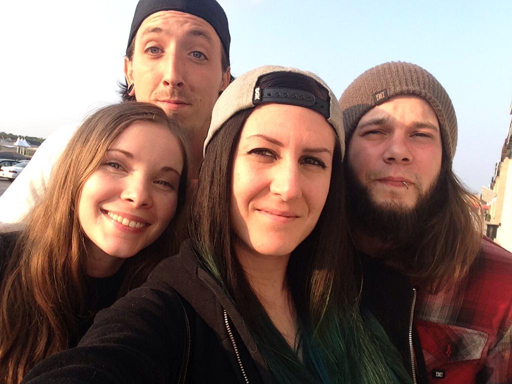 Double date night! ✨