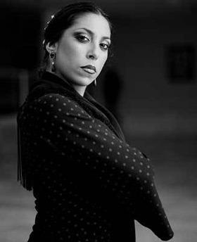 La Moneta comes to Vancouver and Miss Corrine becomes the student misscorrinesschoolofdance.com/2015/07/04/fla…