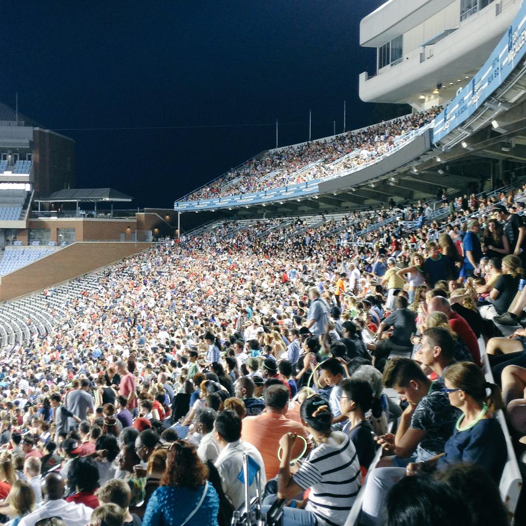 UNC's tweet photo. Best place to watch fireworks? Kenan Stadium! Show starts at 9:30 pm. #GoHeelGoAmerica #FourthofJuly @chapelhillgov http://t.co/uA2k4XHcOX