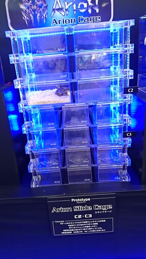 爬虫類専門店 アクアスペース レオパやコーンスネークにも最適 アリオンブースにて積み重ねokのクリスタルスライドケージも絶賛販売中です Http T Co 4tygcl3ctm