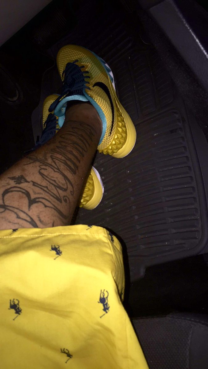ALLin_Whitted's tweet photo. 🌒 http://t.co/0nzymOvfiv