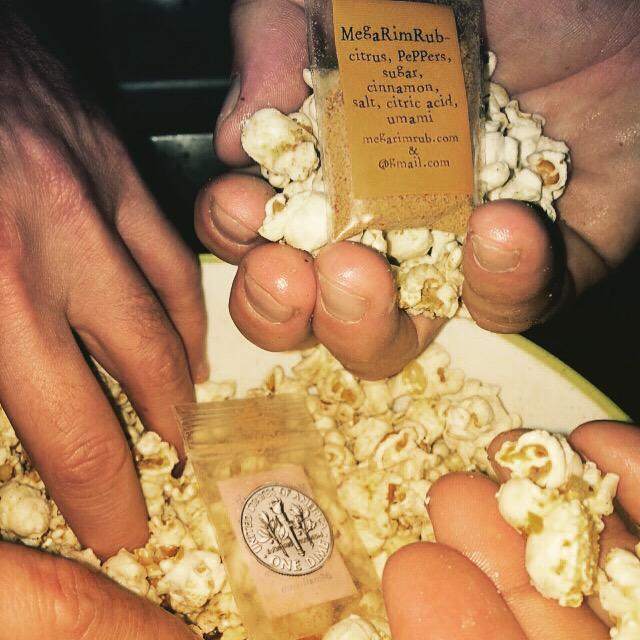 Megarimrub's tweet photo. Pop a dimebag;) #4thofJulyweekend #geturfix #popcorn #vaporizer #redwine #rimrub http://t.co/qxN1gY9MYX