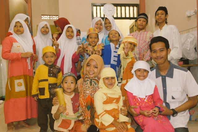 Kemarin, Sabtu, 4 Juli 2015 tlah diadakan acara buka bersama di panti asuhan Cahaya Insani. Akso Chayo!