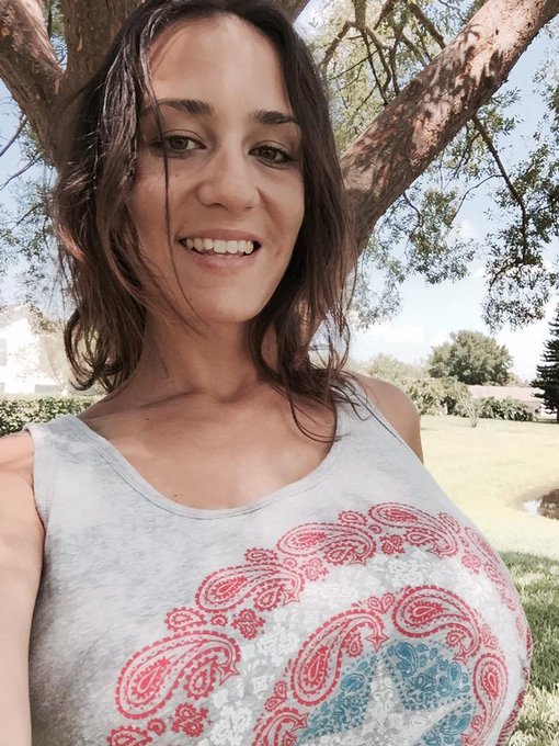 Red, White, and Boobs. #Revolutionary #FightTheSystem #ProudAmerican http://t.co/rLfHvXK3Ed<a href="/tag/revolutionary"class="tags">#Revolutionary</a><a href="/tag/fightthesystem"class="tags">#FightTheSystem</a><a href="/tag/proudamerican"class="tags"><span>#proudamerican</span></a>