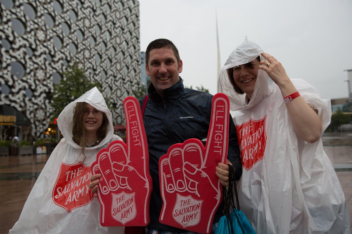 SalvArmyIHQ's tweet image. There intrepid Salvationists are ready for the rain and The march down The Mall! #Boundless2015 #Congress