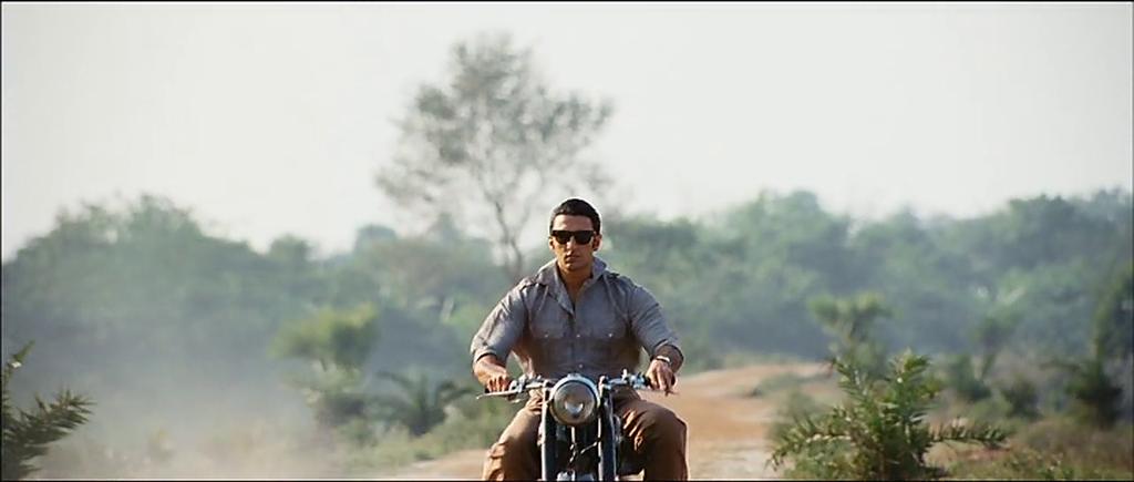 Filmpepper's tweet photo. .@RanveerOfficial in #Lootera #2YearsOfLootera http://t.co/rPCr3tsi9b