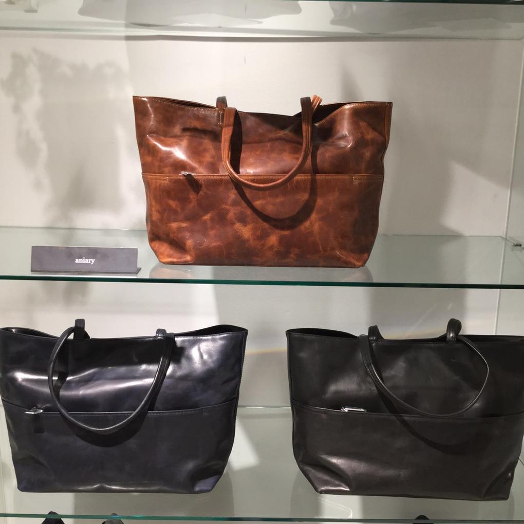 Studious Yurakucho Twitter પર Studious有楽町店から新作バッグのご紹介 ハンドメイドバッグブランド niaryから光沢感ある上質なレザーのトートバッグが入荷致しました プライベートでは勿論 ビジネスシーンでもお使いいただける 永く愛せるトートバッグです