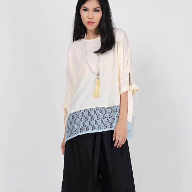 NEW FLAVOR!! creme-blue batwing blouse ONLY IDR 130K