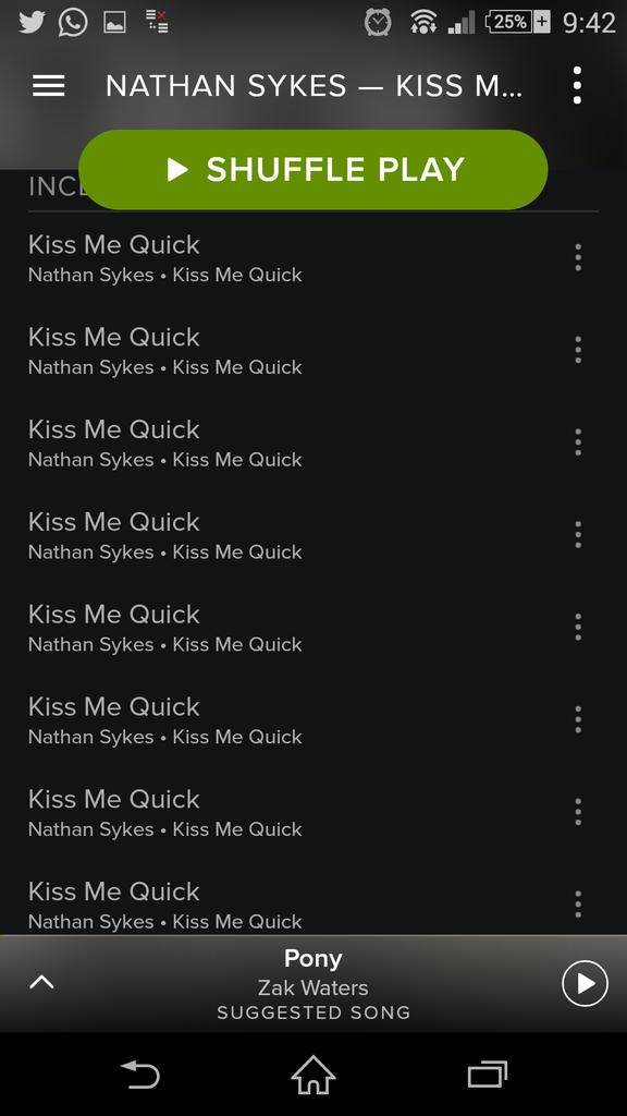 DdddrunkOnTW's tweet photo. When you're desperate af to get #KissMeQuickToNumber1 😂 @NathanSykes http://t.co/uAAVQAXmt6