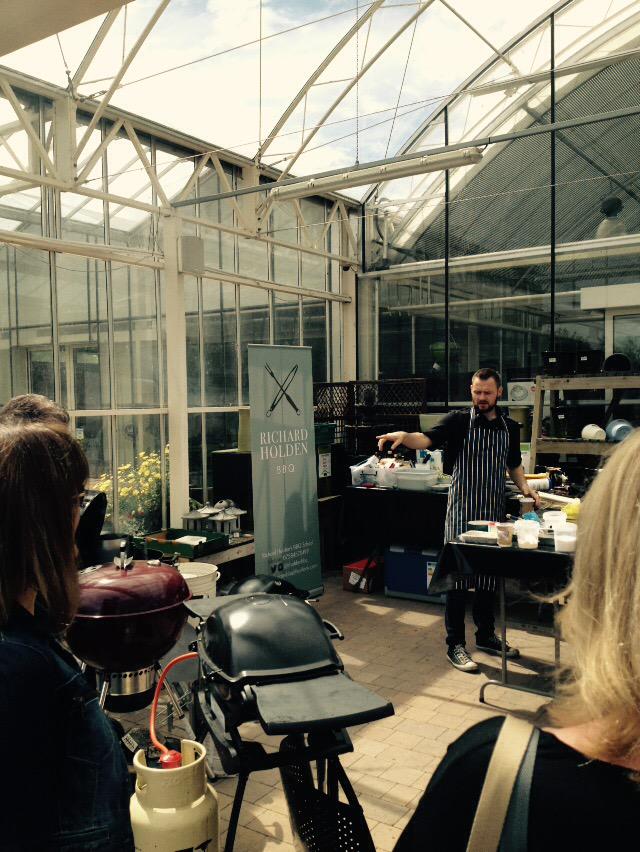 Jonesgardencent's tweet photo. Sun shining again and we are cooking again with @rholdenbbq showing the #weberway @Weberbarbecues http://t.co/XB6bWe5GvV