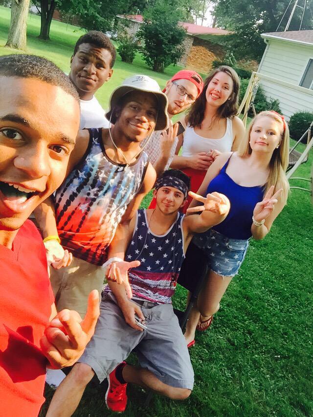 corinnelizzy's tweet photo. I guess you could say last night was a success 🇺🇸 #Project1776 http://t.co/1LnV5QFUTB