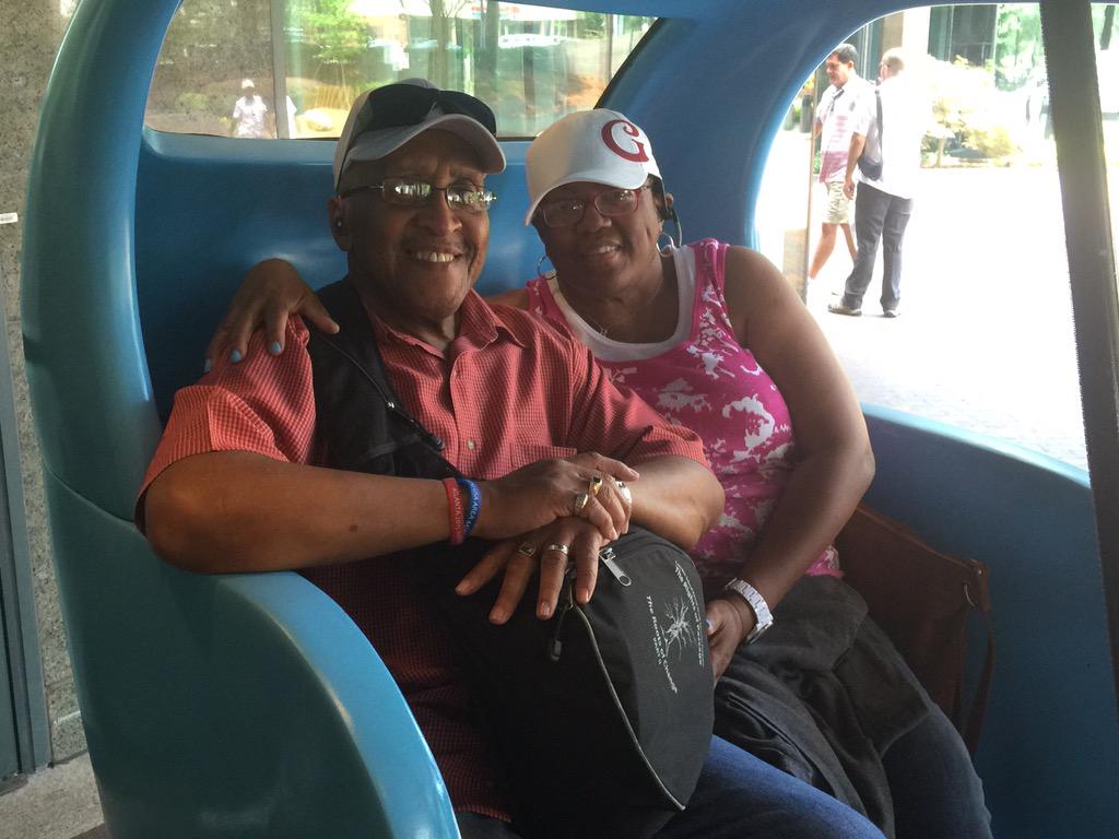 Buckheadads's tweet photo. Big smiles from my NJ friends !
#JWBuckheadATL http://t.co/KqIYWnMeAD