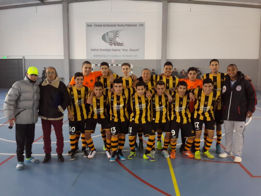 Sub 17 #Peñarol 14 - 0 Boston River. Campeonato amistoso "A Dos Toques"